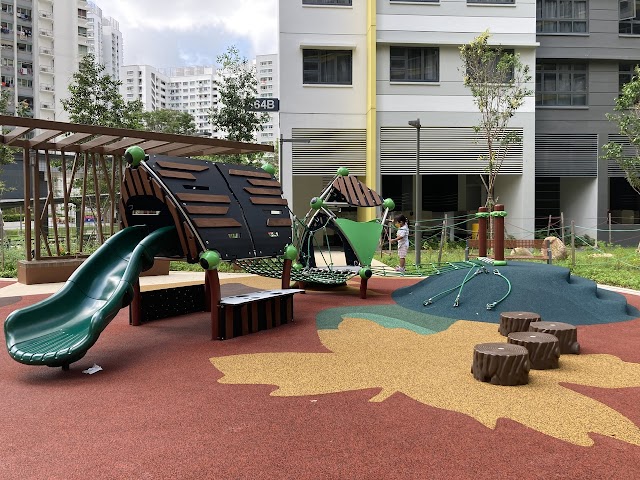 Playground 464B Clementi Ave 1