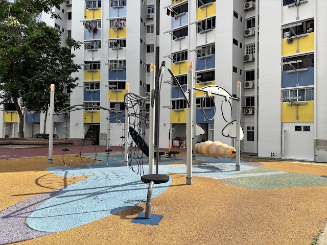 Playground - Blk 331 Clementi Ave 2 — second view
