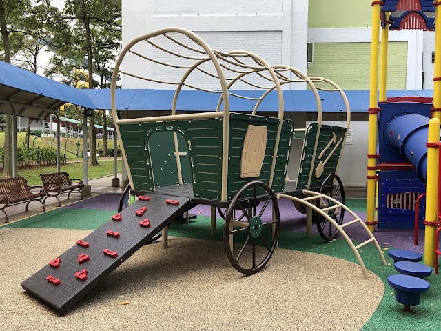 Blk 434 Clementi Avenue 3 Playground — second view