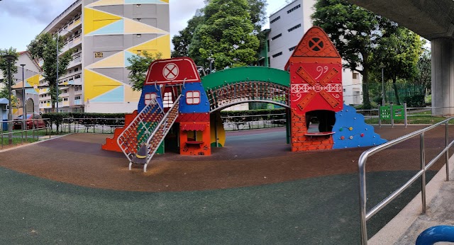 Block 512 Playground, Bukit Batok — second view
