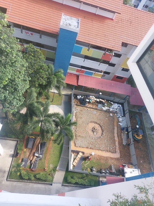 Blk 328 Bukit Batok Street 33 Playground — second view