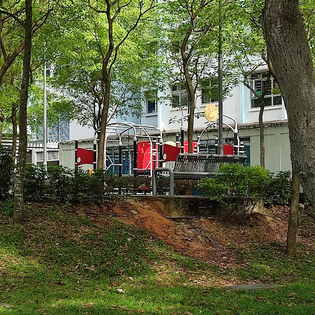 Blk 376A Playground — second view