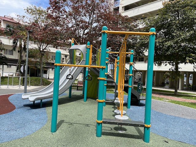 Blk 313/Blk 314 Playground — second view