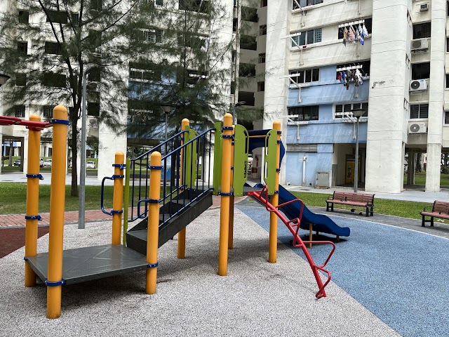 Playground - Blk 317 Hougang Ave 7