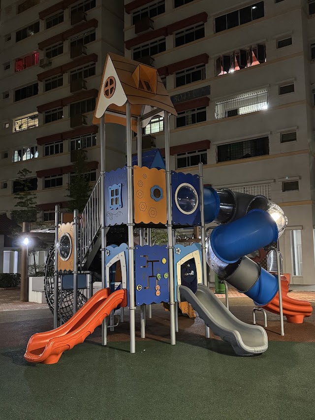 Blk 504 Pasir Ris Street 52 Playground