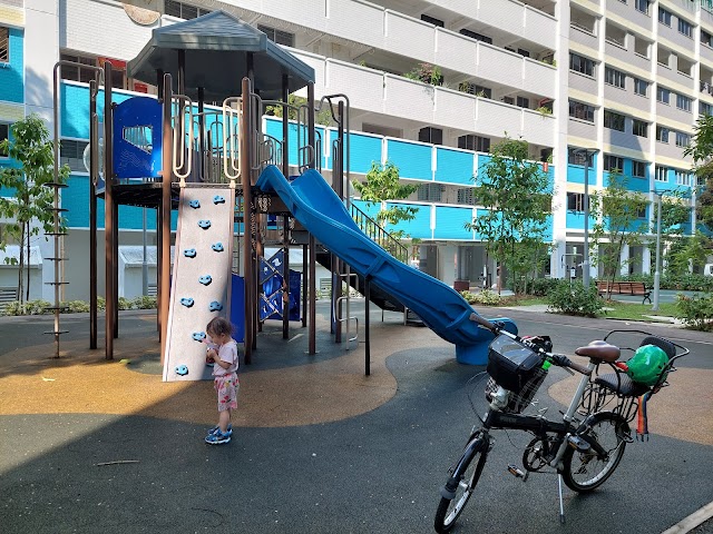 Blk 438 Fajar Road Playground