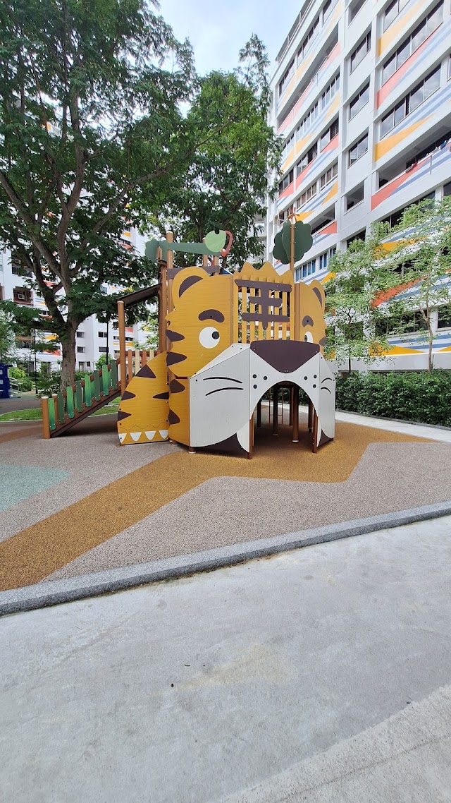 Blk 218 Choa Chu Kang Central Playground — second view