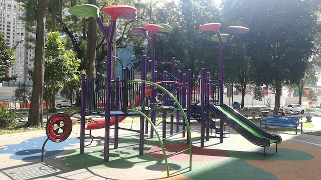 Playground Blk 622 BP — second view