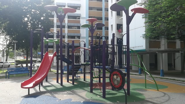Playground Blk 622 BP