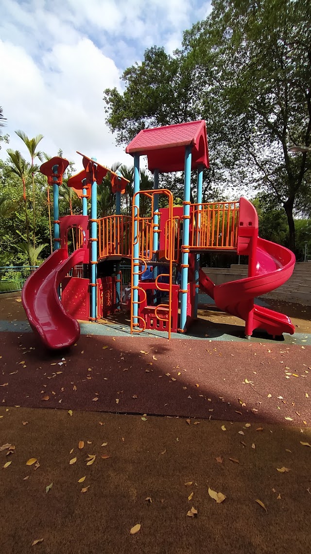 Cached photo showing partial tree shade at Blk 469B Admiralty Drive Playground