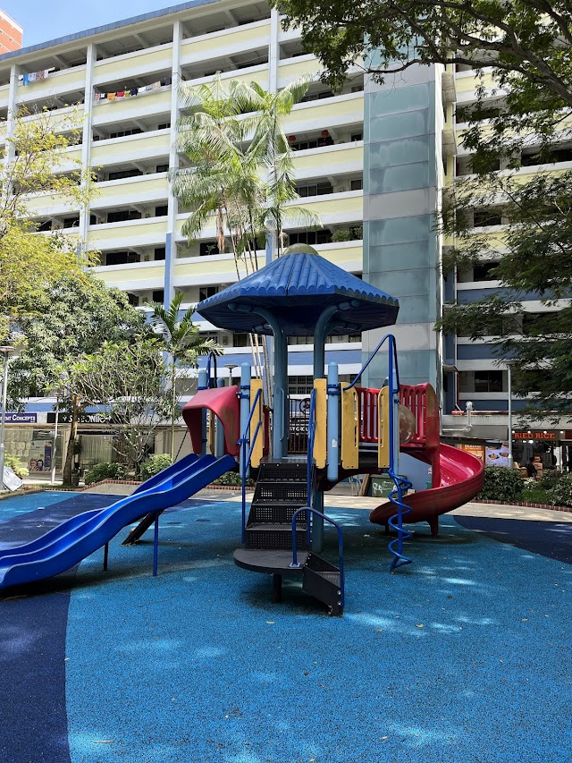 Playground (Blk 32 Holland Close)