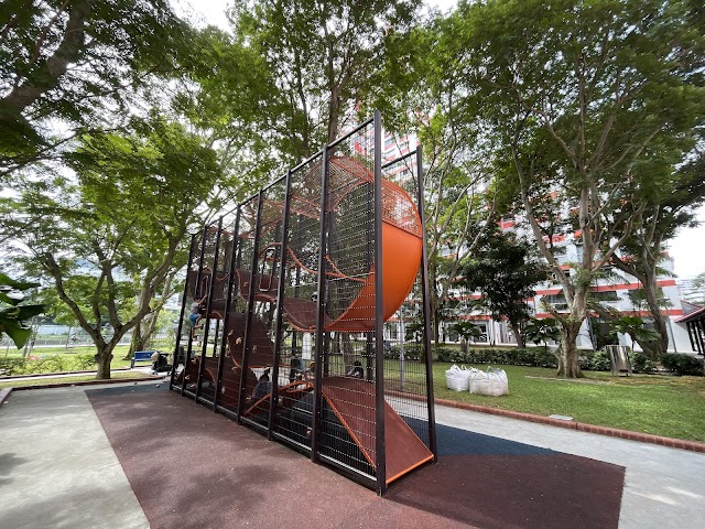 Wallholla Playground @ Blk 158/160 Bishan Street 13