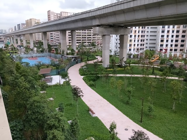 Super Shoe Playground — second view
