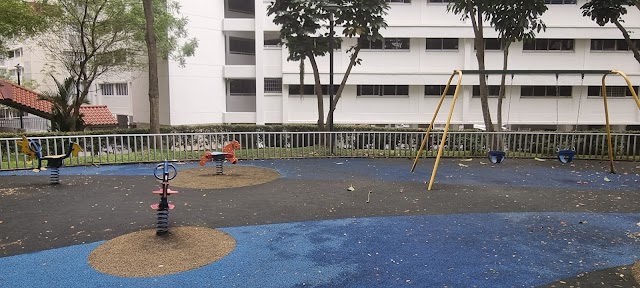 Blk 420/Blk 421 Playground