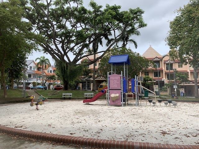 Kew Avenue Playground