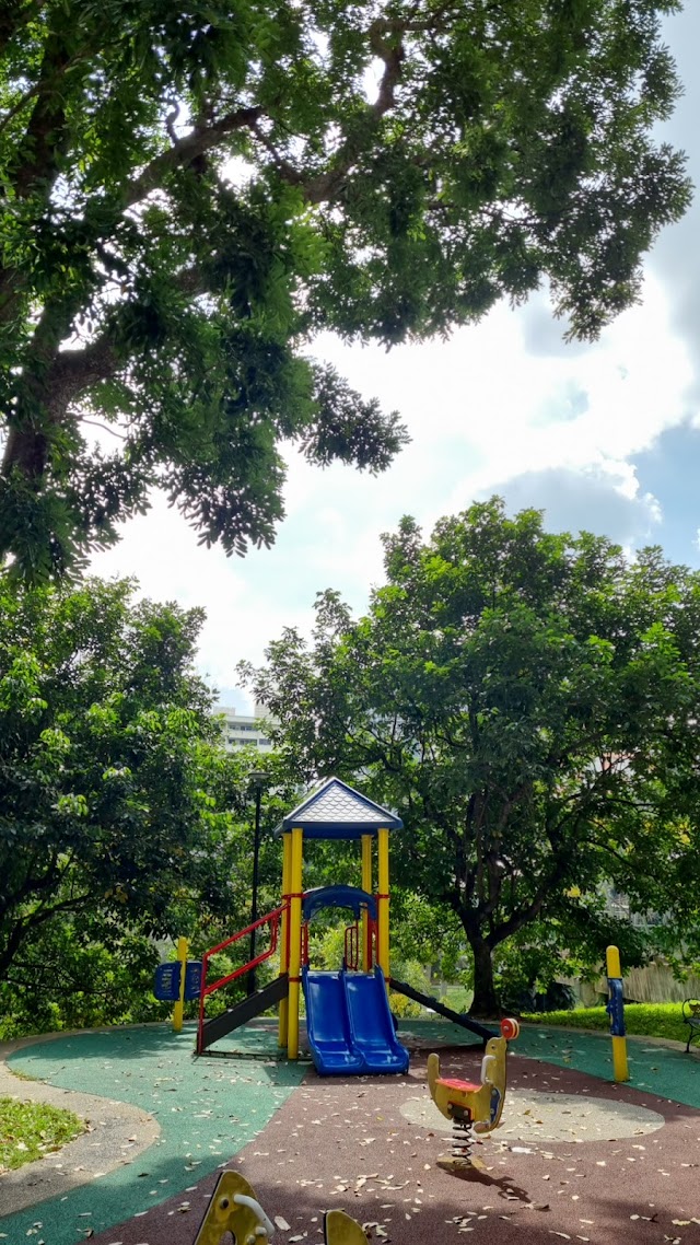 Playground - Blk 101 Clementi St.14 — second view