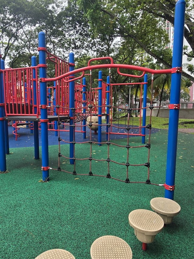 120C Rivervale Dr Playground