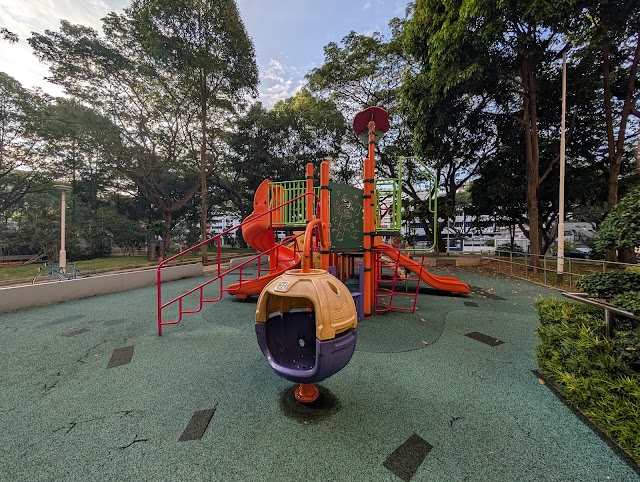 Blk 116 Bedok North Rd - Playground