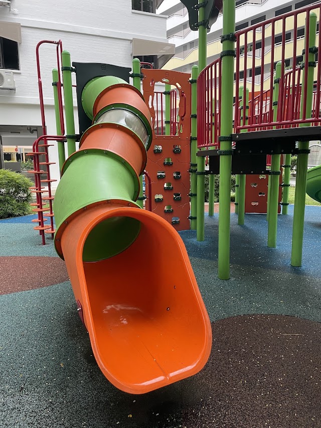 Moulmein-Kallang Playground — second view