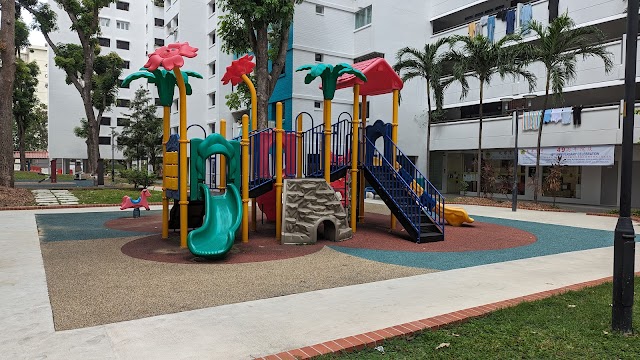 Blk 140 Bedok North St. 2 - Playground — second view