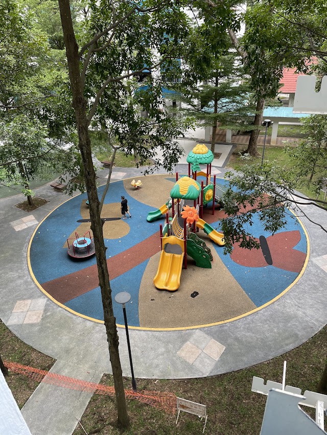 Blk 109 Aljunied Cres - Playground — second view