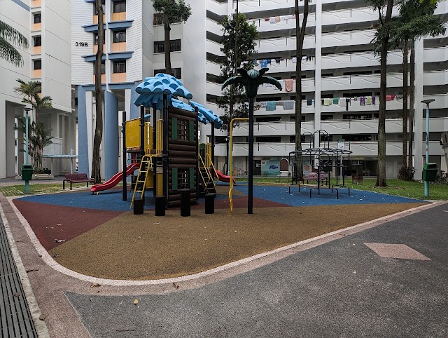 319B Anchorvale Drive Playground — second view
