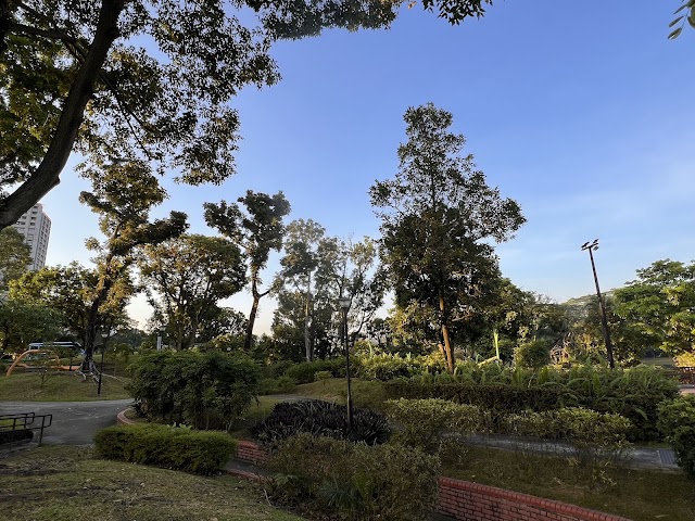 Nature Play Garden — second view