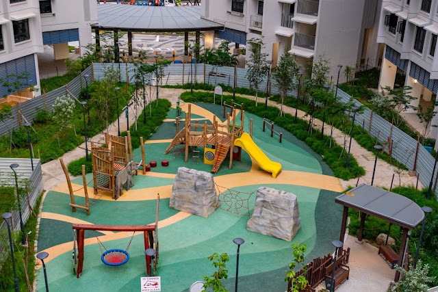 438C Punggol Point Crown Playground & Fitness Station — second view