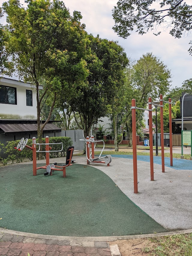 Hua Guan Crescent Playground — second view