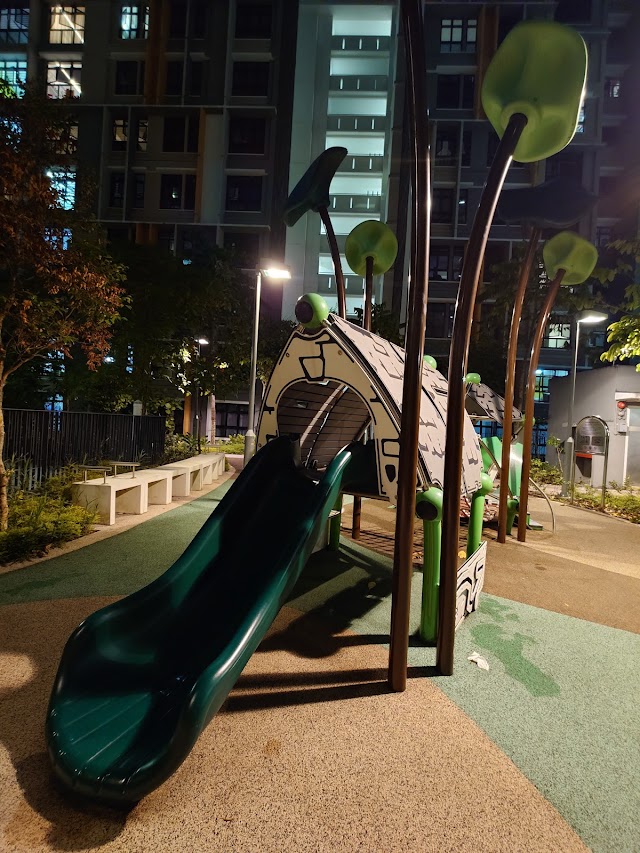 Block 206D Playground — second view