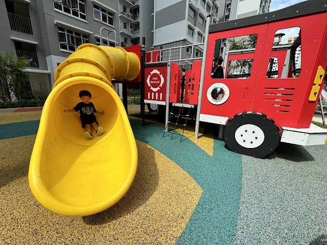 Jurong West playground — second view
