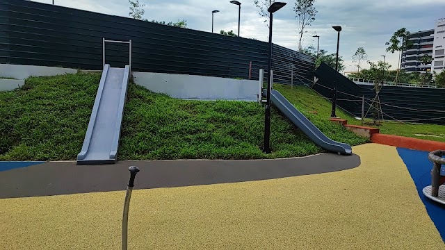 Block 801 playground — second view