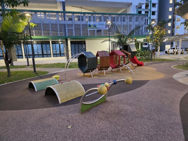 Fernvale Vines Playground — second view