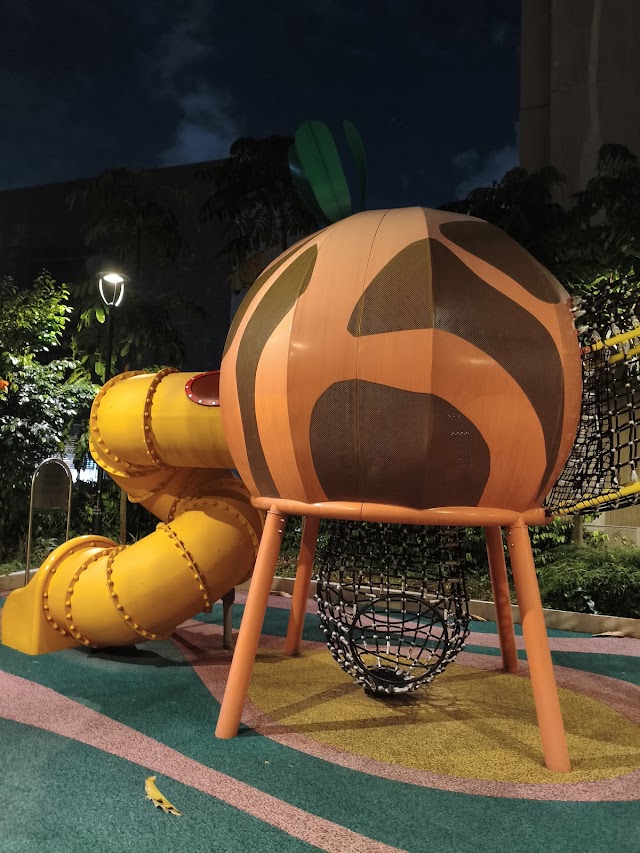 Nutmeg Treehouse Adventure Playground — second view