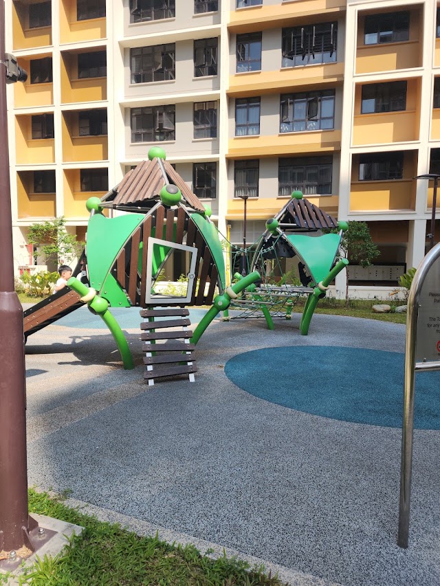 Tengah playground