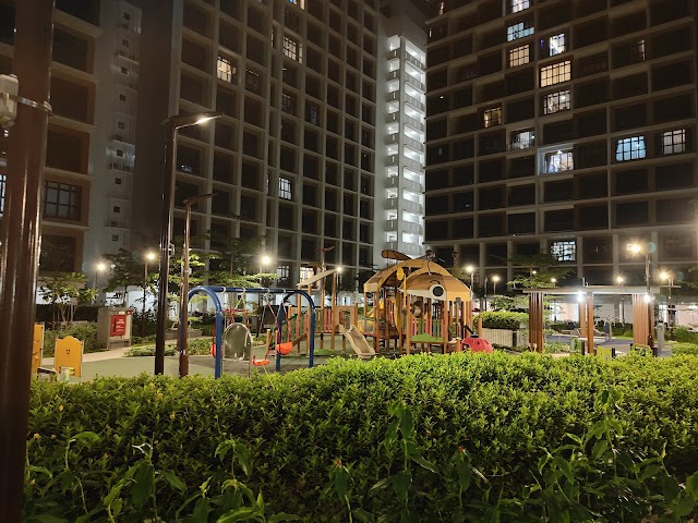 Bumble Bee Playground