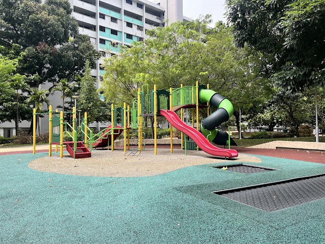 Clementi Ridges Playground - Blk 312C Clementi Ave 4