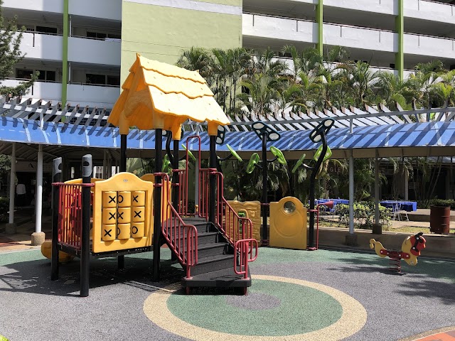 Blk 433 Playground