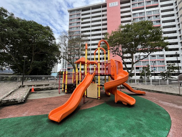 Playground - Blk 327 Clementi Ave 5