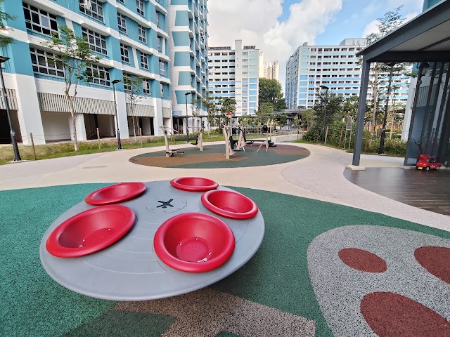 Kim Keat Ripples Owl Playground — second view