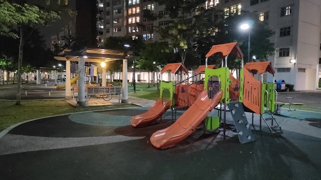 120B Neighbourhood playground