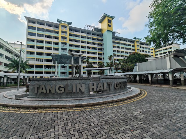 Tanglin Halt Block 40 Playground — second view