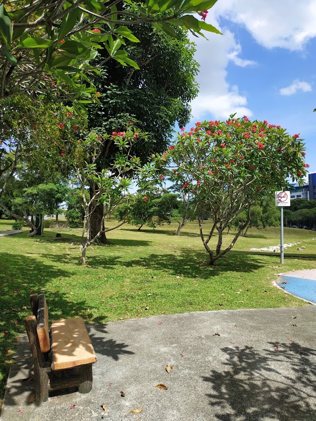 Stratton Walk Playground — second view