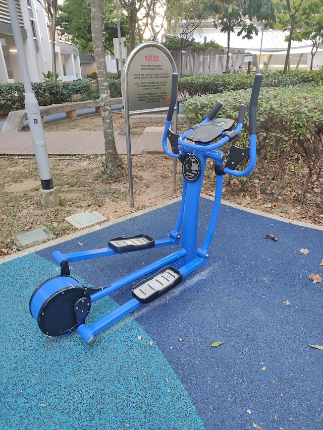 258 Playground — second view
