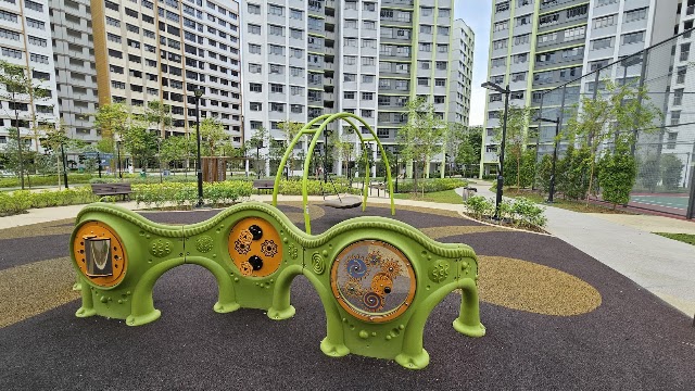 Blk 461C Playground — second view
