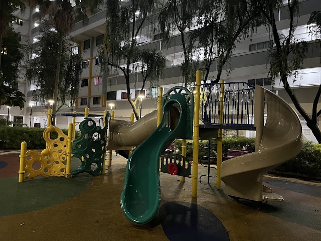 Blk 193/Blk 195 Playground — second view