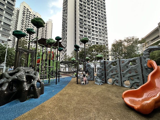 Fernvale Rivergrove Playground 1