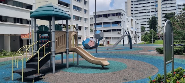 Blk 146 Climb the Ball Playground