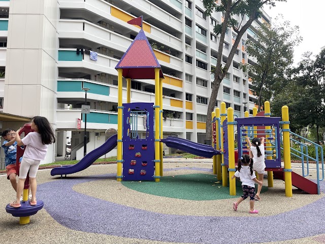 Playground Between Blks 166 and 167 Yishun