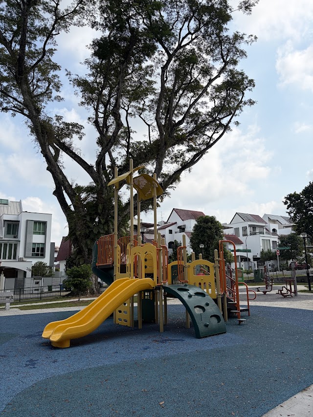 Florissa Park — second view